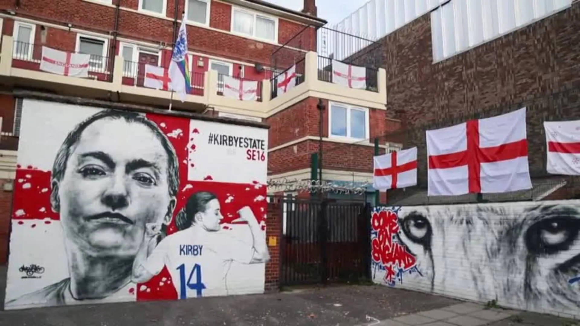 The balconies are decorated for the London quarter finals